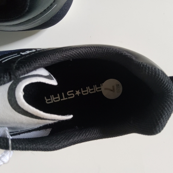 Lara Star Track Shoes Spike Running Clets Size 7 New - Picture 9 of 10